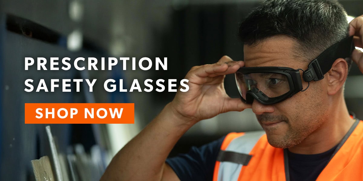 blog-banner_mobile_safety-glasses-with-straps-and-why-we-love-them
