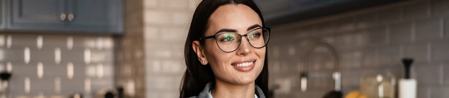 Vistanza Eyewear Top Banner