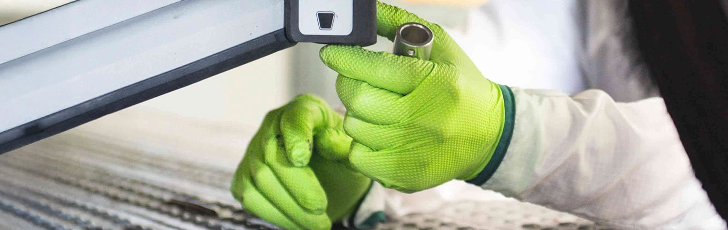 Nitrile Gloves Top Banner