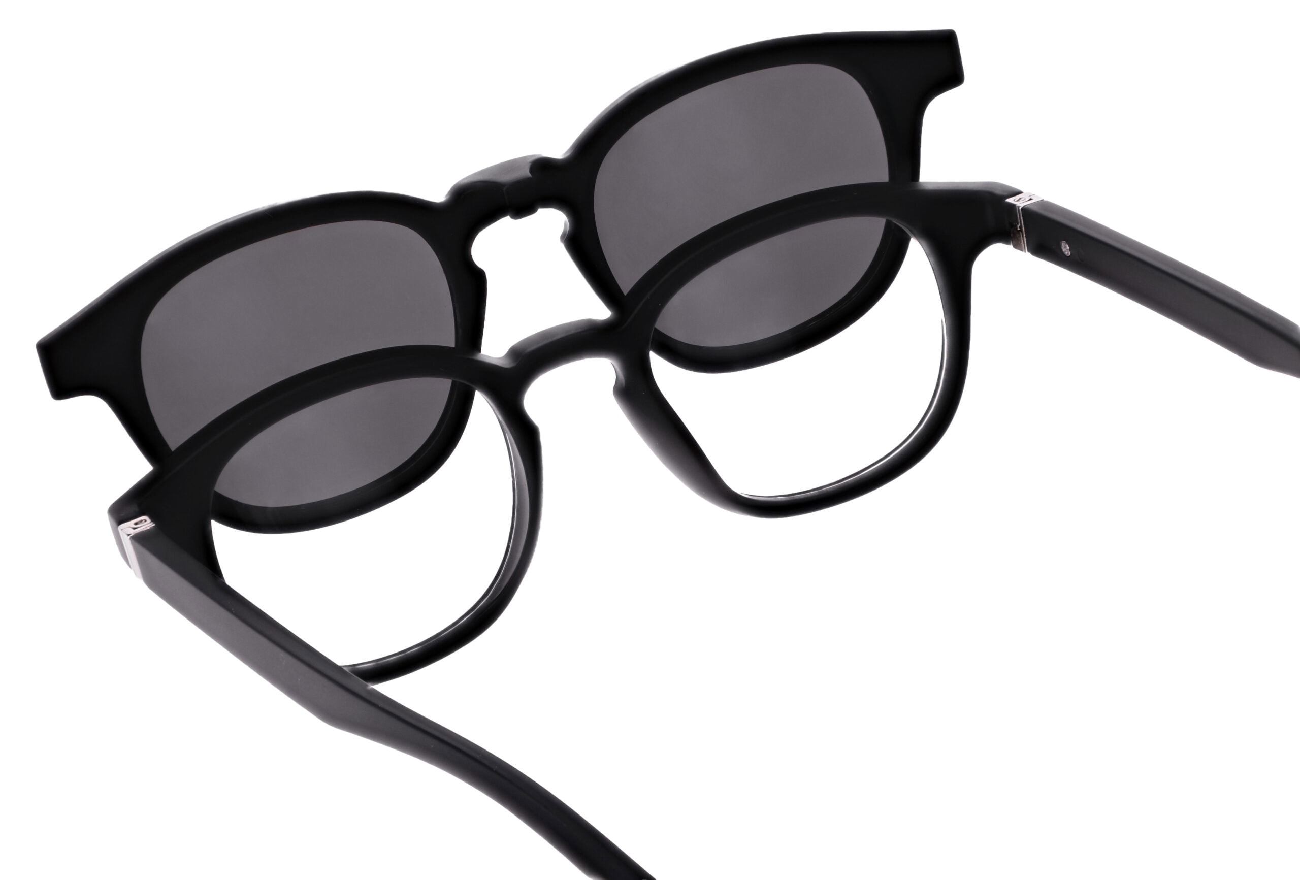 Vistanza Sun 5FM53, 5 Lens Kit, Matte Black. Angle-back with clip on up.
