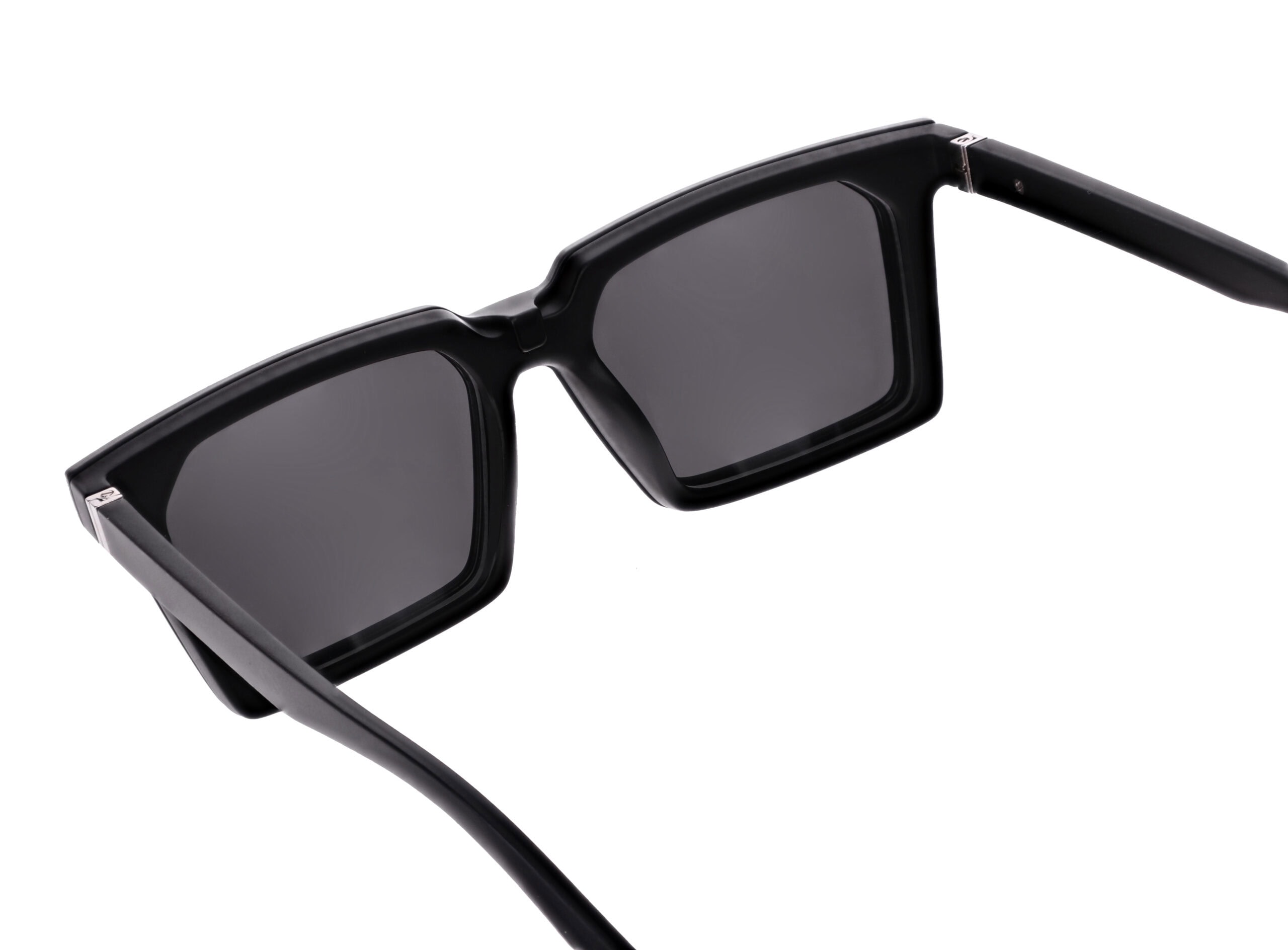 Vistanza Sun TR-5FM62, 5 Lens Kit, Matte Black. Angle-back with clip on.