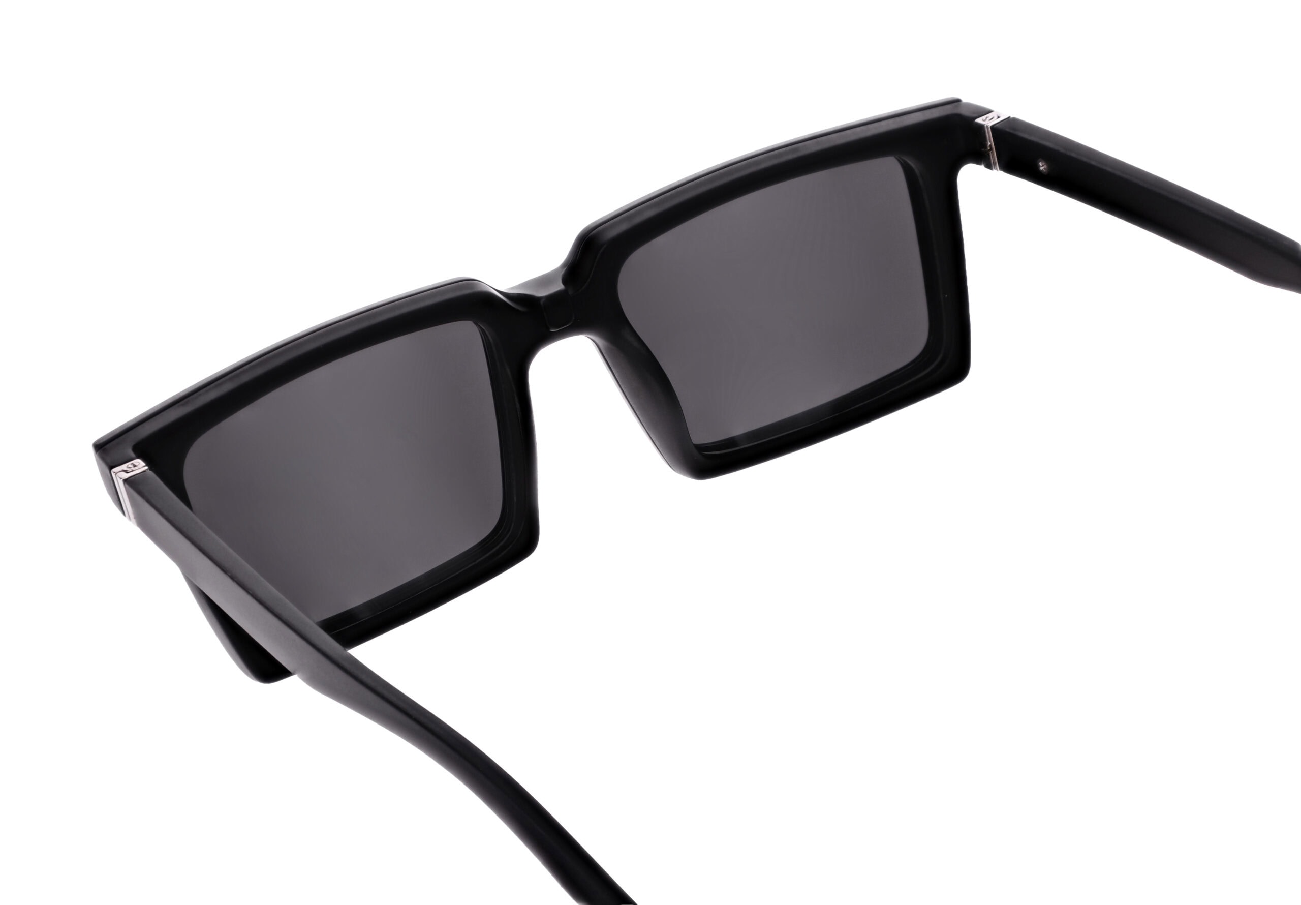 Vistanza Sun TR-5FM63, 5 Lens Kit, Matte Black. Angle-back with clip on.